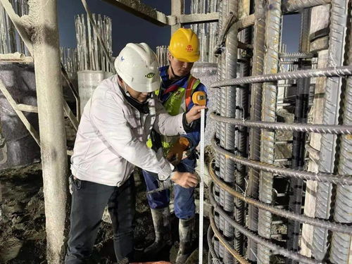 元旦不停工，施工現(xiàn)場熱火朝天