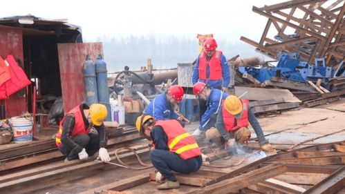 順蓬營(yíng)一級(jí)公路蓬安段施工進(jìn)展順利，區(qū)域交通迎來(lái)新升級(jí)